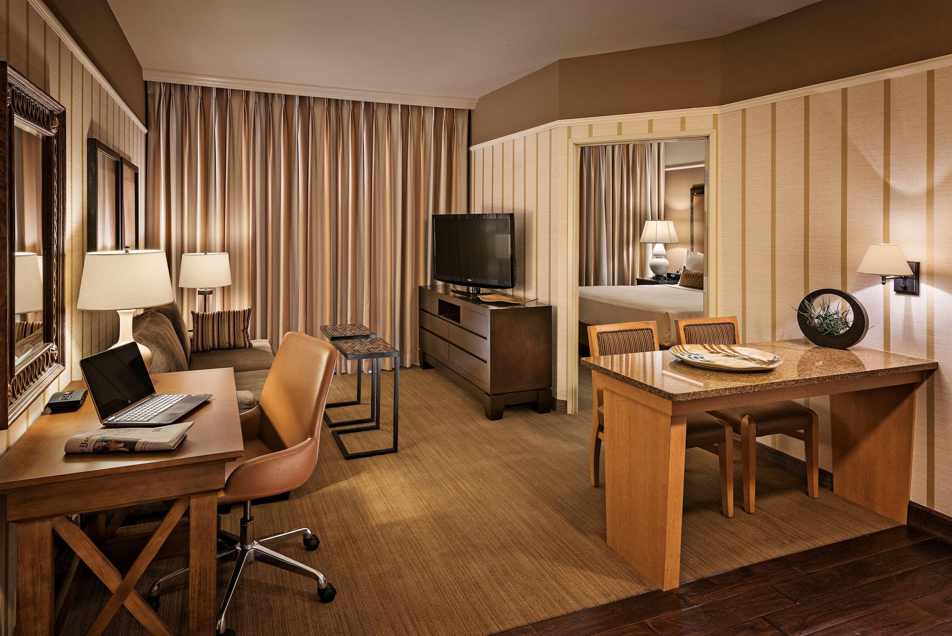 โซเนสตา สวีท สก็อตสเดล Hotel สก็อตส์เดล ภายนอก รูปภาพ
