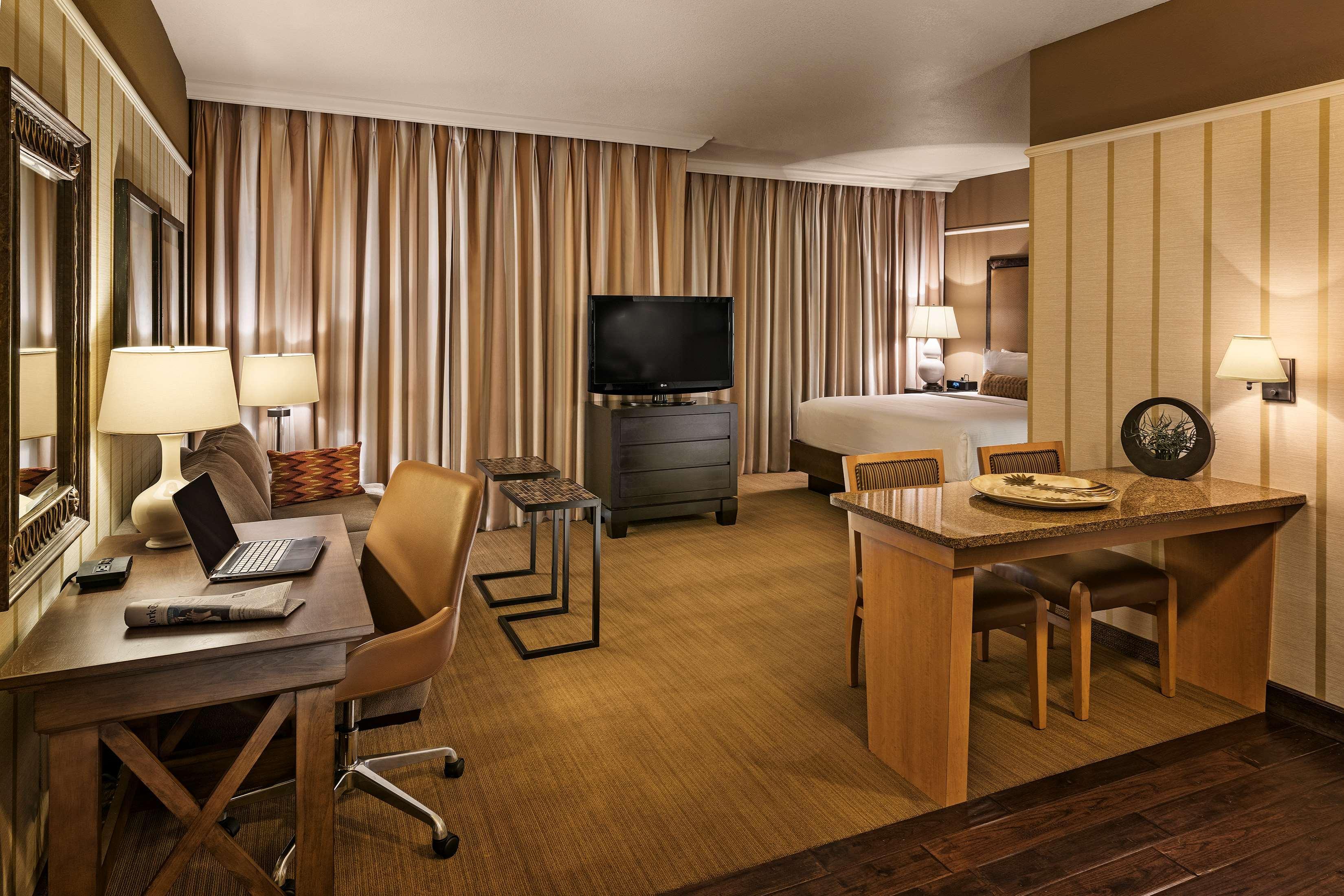 โซเนสตา สวีท สก็อตสเดล Hotel สก็อตส์เดล ภายนอก รูปภาพ